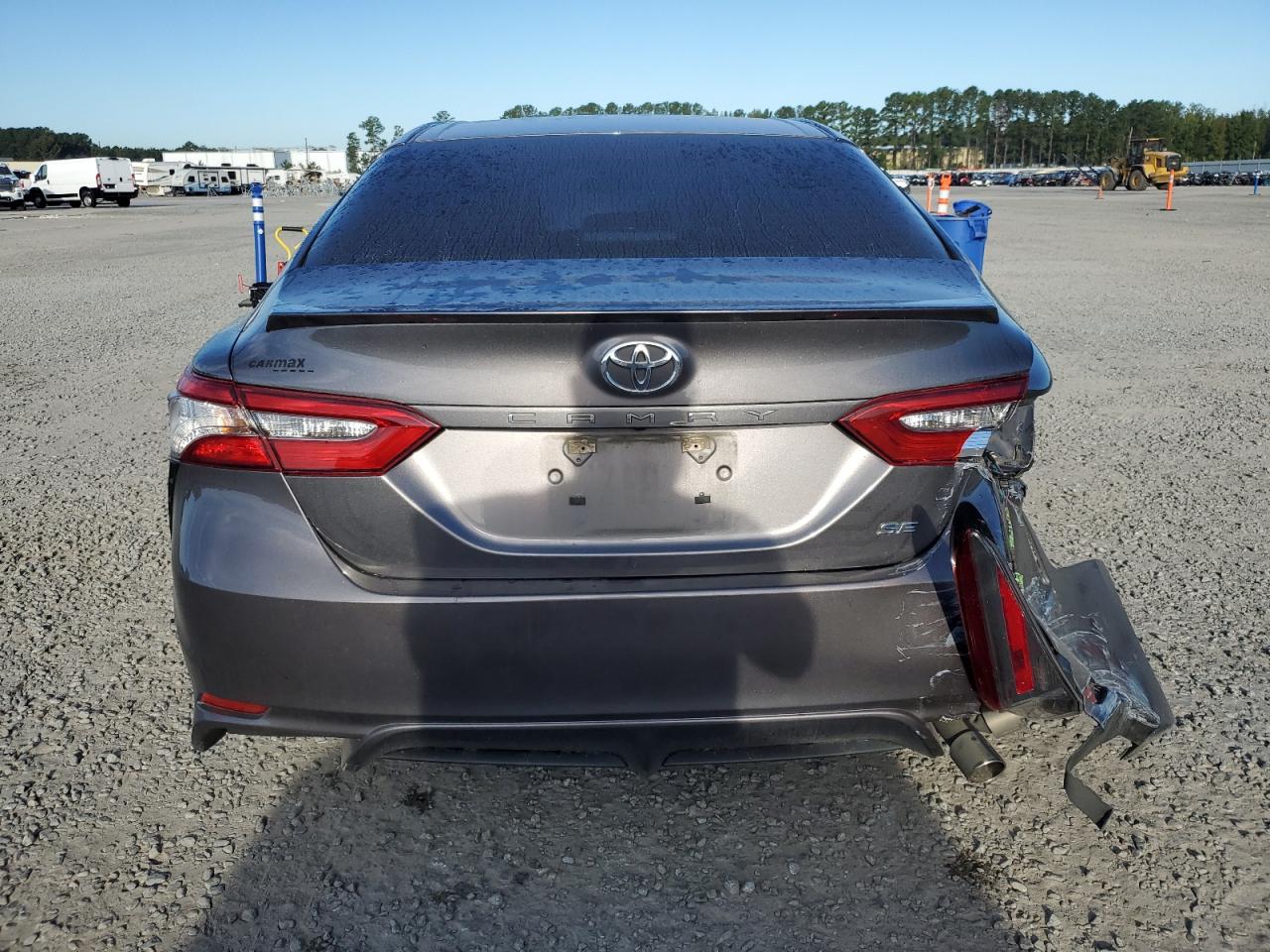 4T1B11HK4JU669203 2018 Toyota Camry L