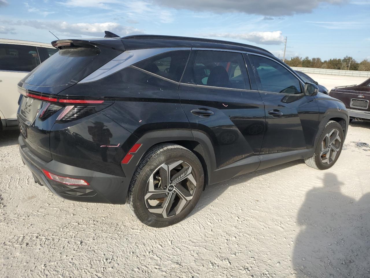 2023 Hyundai Tucson - Image 3