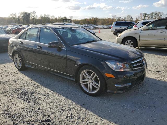 Седани MERCEDES-BENZ C-CLASS 2014 Чорний