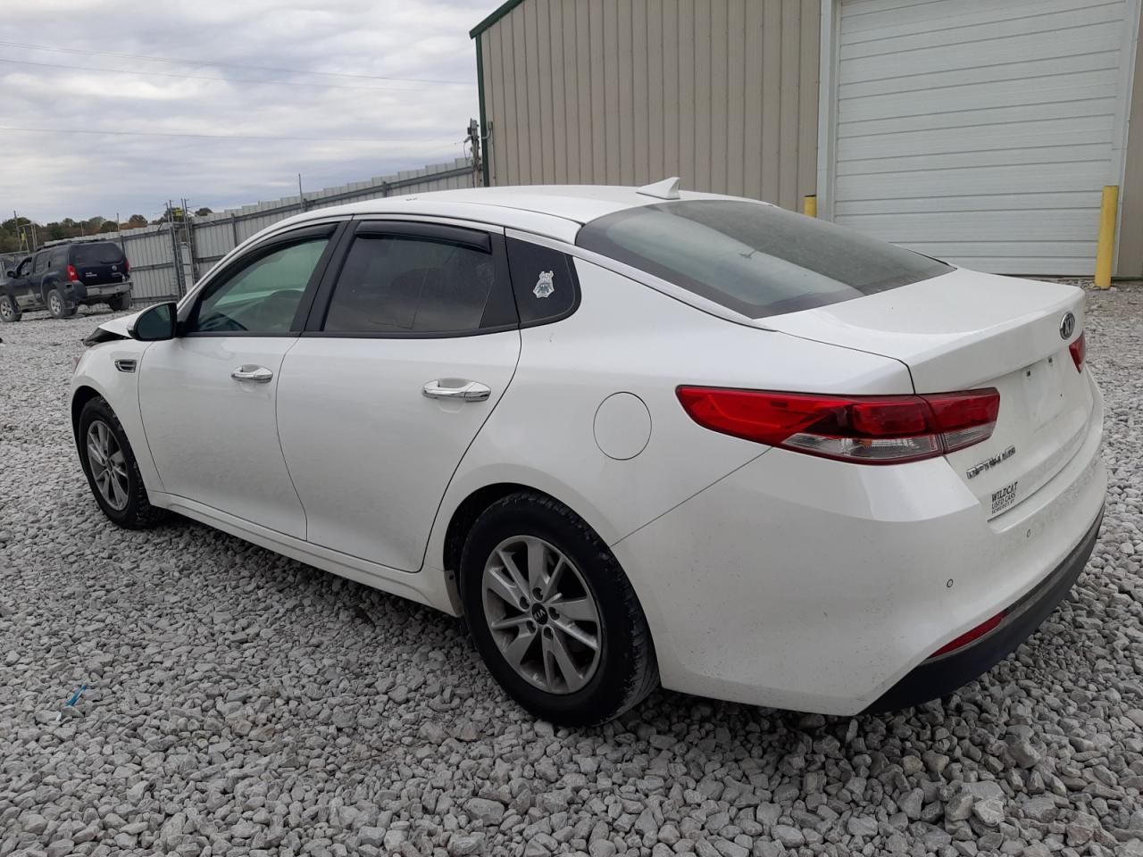 2018 Kia Optima - Image 2