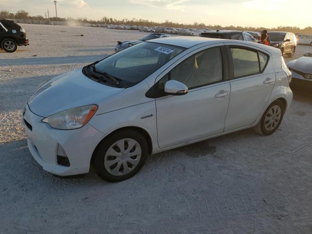  TOYOTA PRIUS 2013 Белы