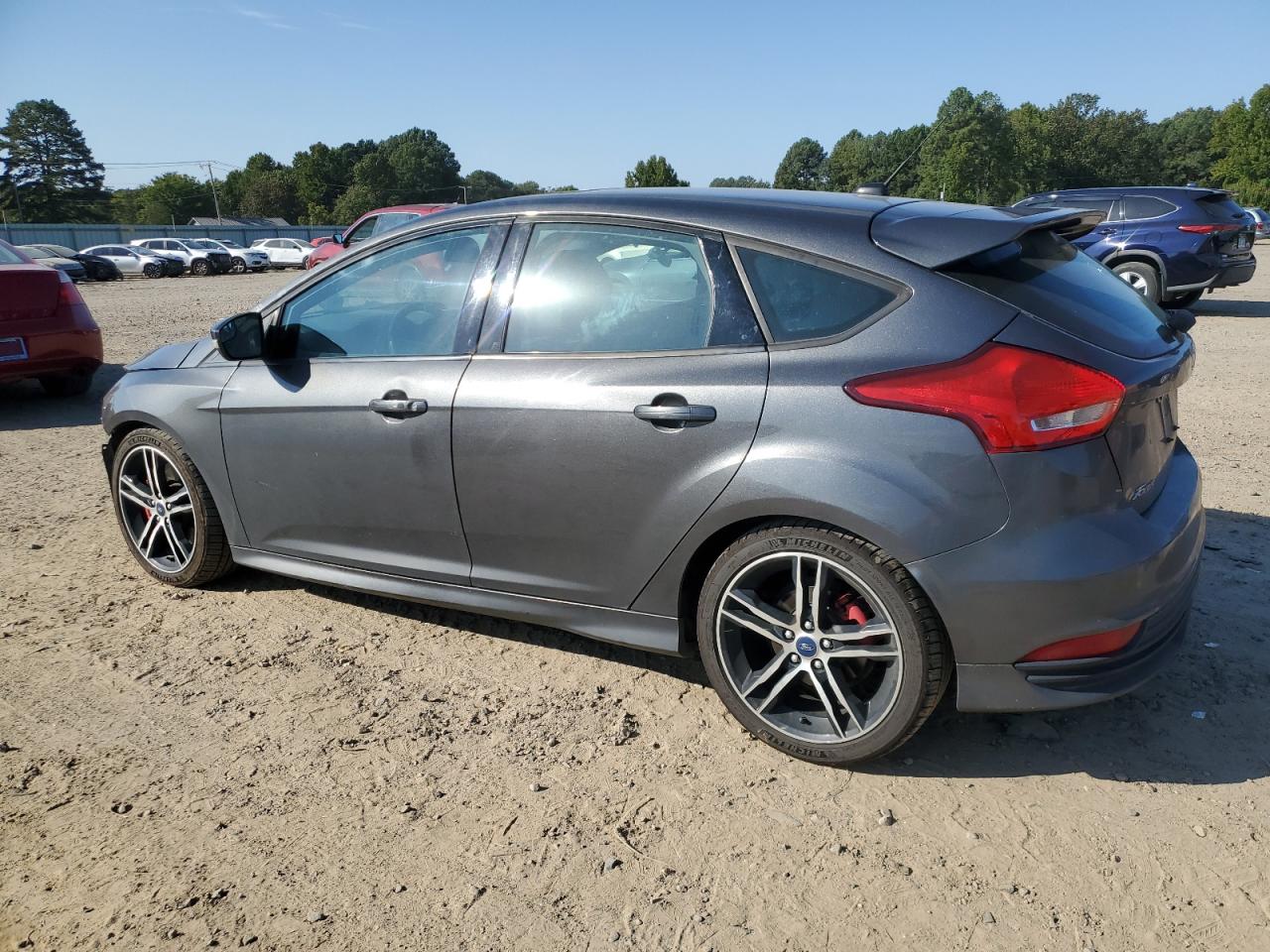 1FADP3L94JL247634 2018 FORD FOCUS - Image 2