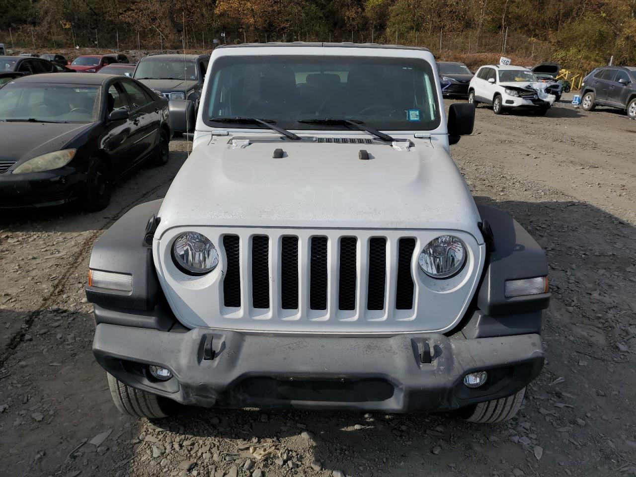 2019 Jeep Wrangler - Image 5