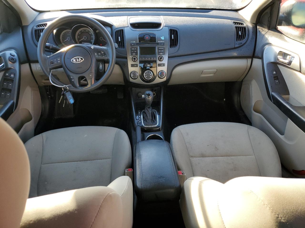 2013 Kia Forte - Image 8