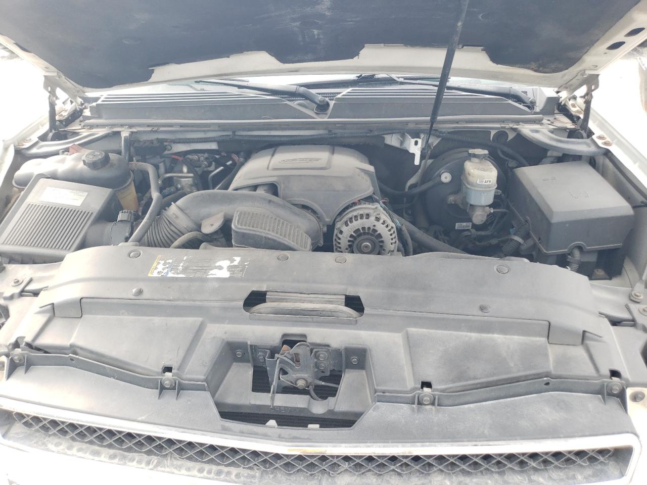 2009 Chevrolet Tahoe - Image 12