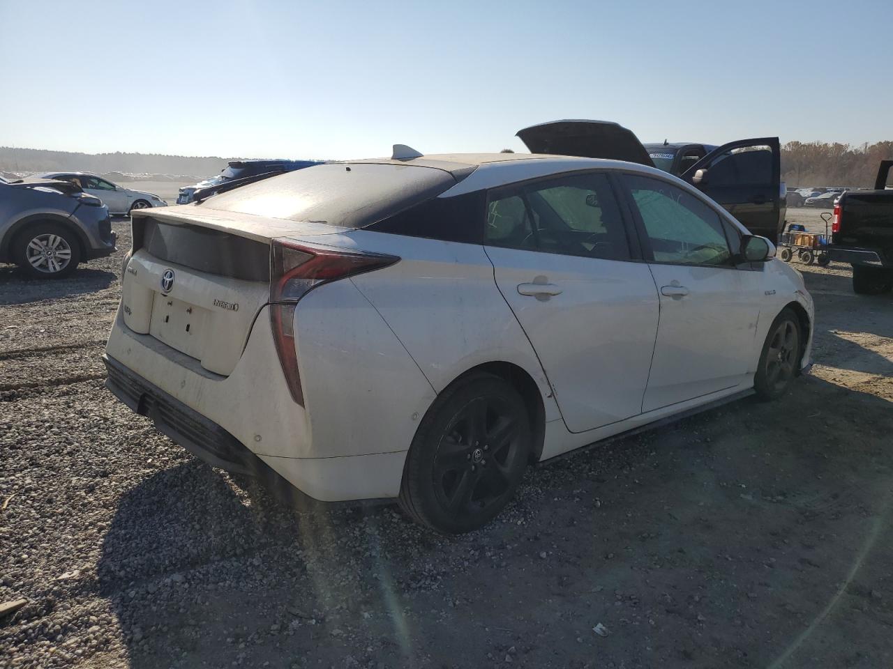 2017 Toyota Prius - Image 3