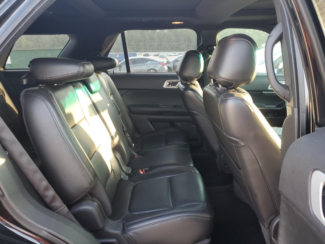 2013 Ford Explorer - Image 11