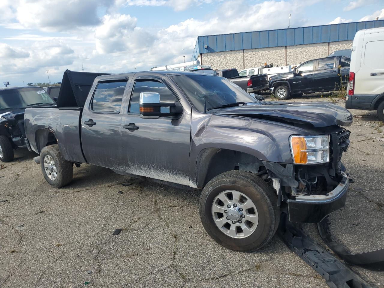 2011 GMC Sierra - Image 4