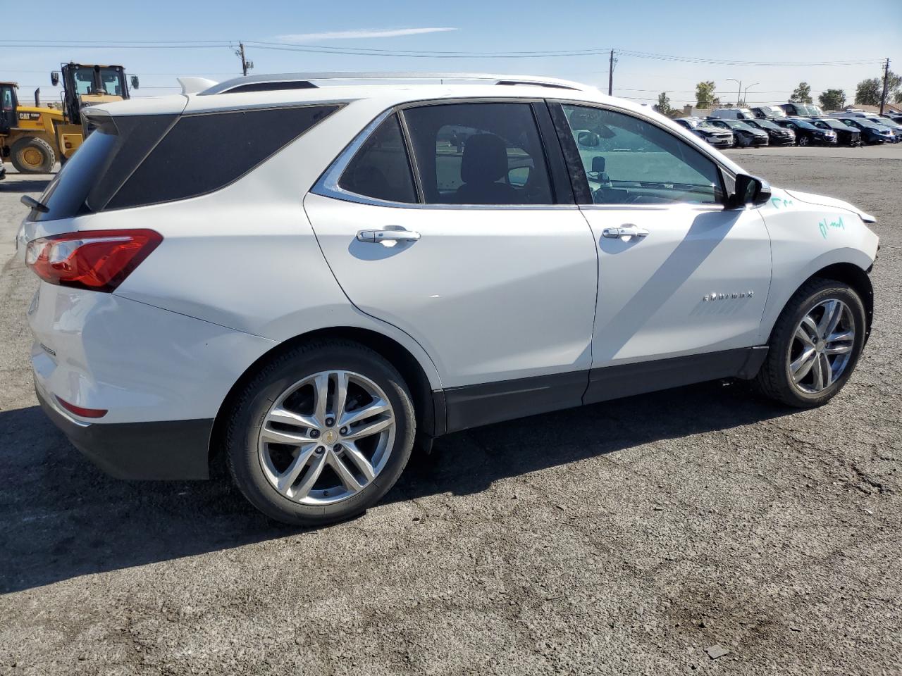 2019 Chevrolet Equinox - Image 3