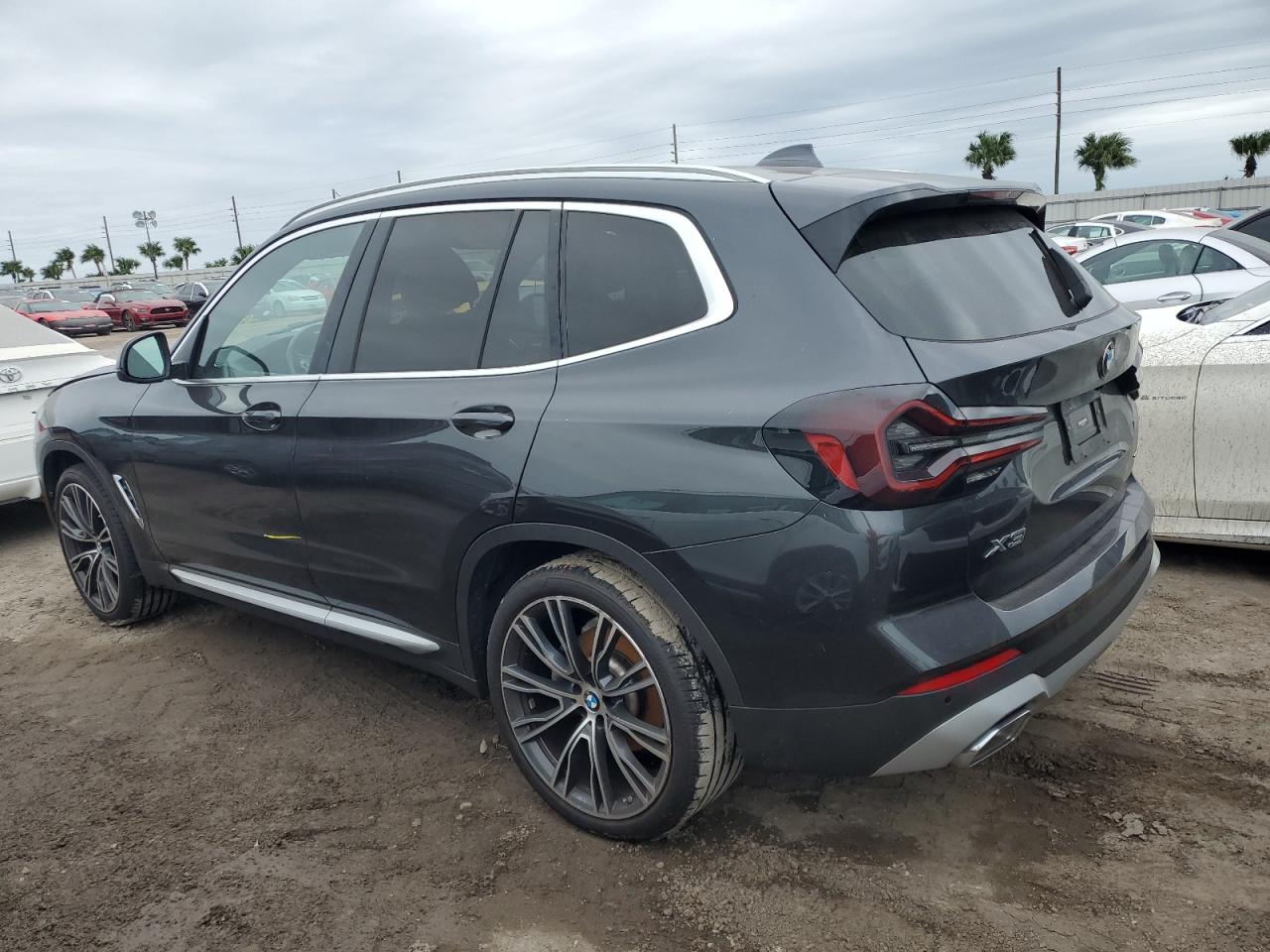 VIN WBX47DP0XNN177789 2022 BMW X3 no.2