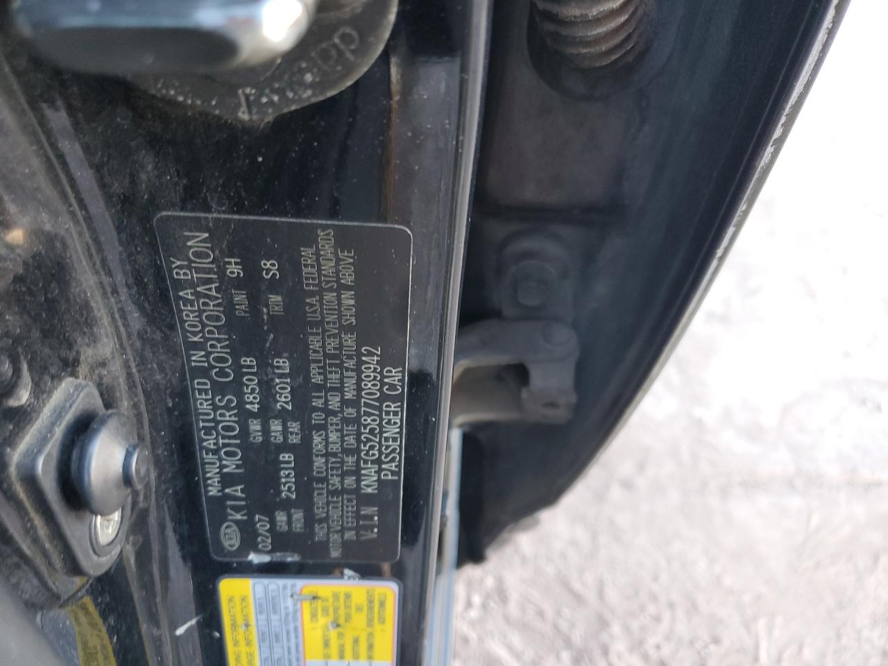 2007 Kia Rondo - Image 14