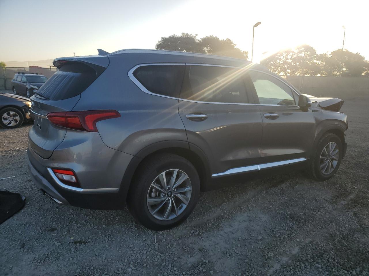 VIN 5NMS53AD7KH057800 2019 HYUNDAI SANTA FE no.3