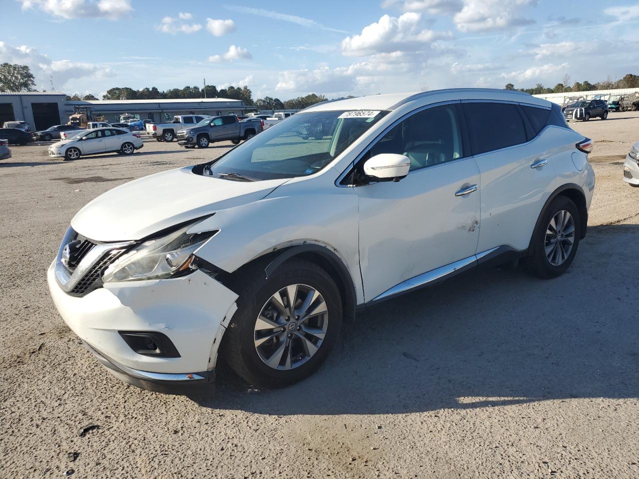2015 Nissan Murano - Image 1