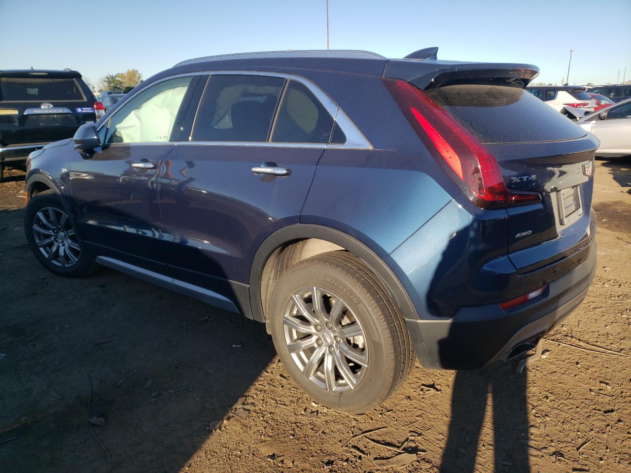 2019 Cadillac XT4 - Image 2