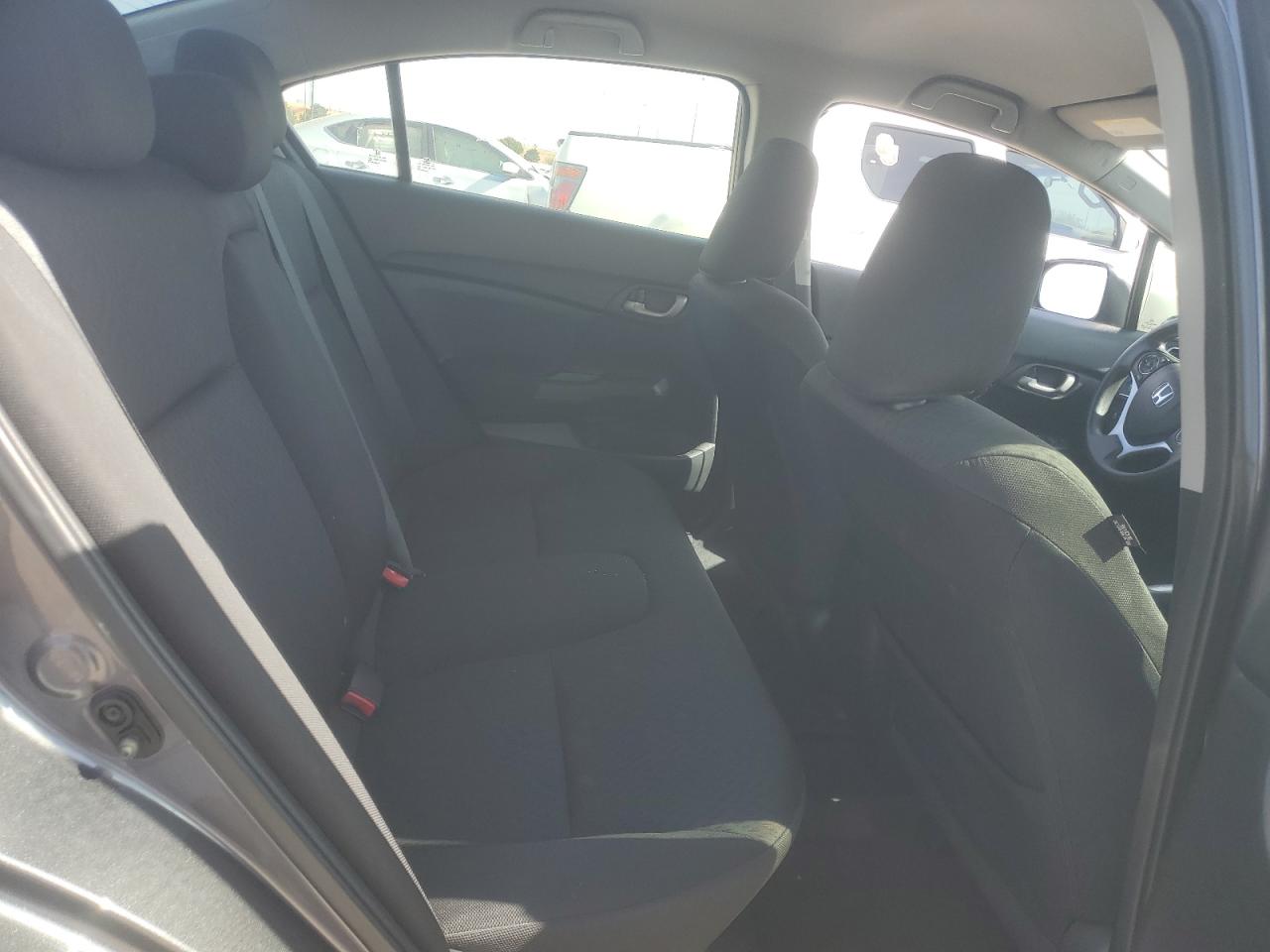 2015 Honda Civic - Image 10