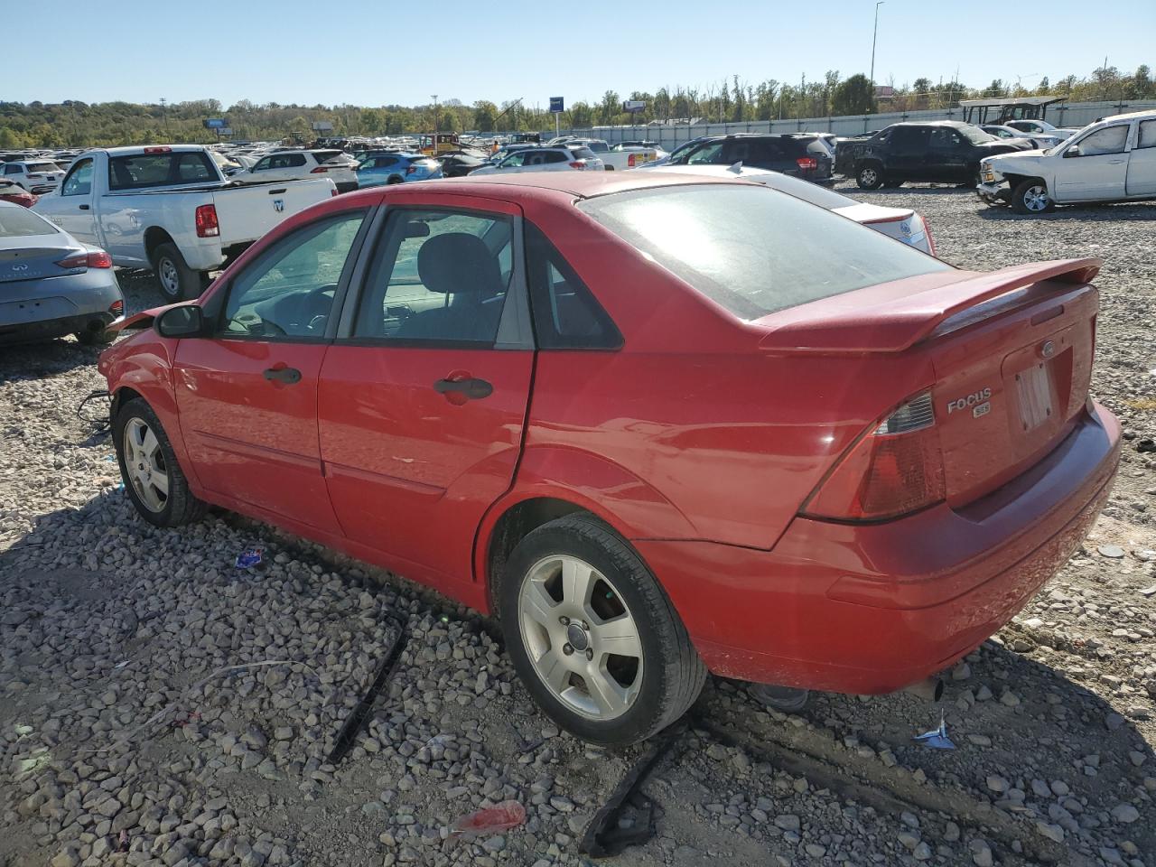 2007 Ford Focus - Image 2