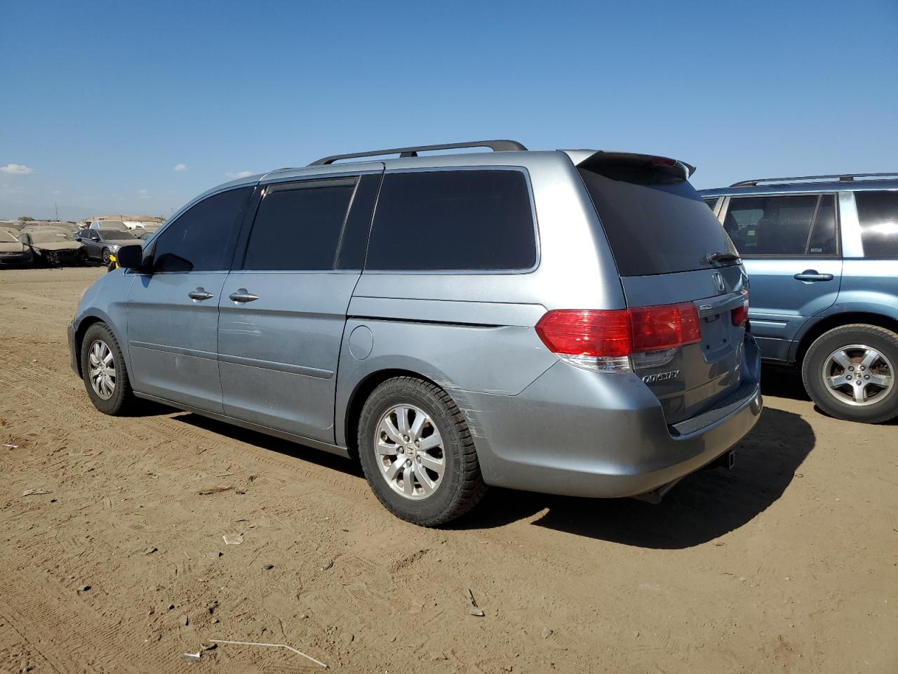 2009 Honda Odyssey - Image 2