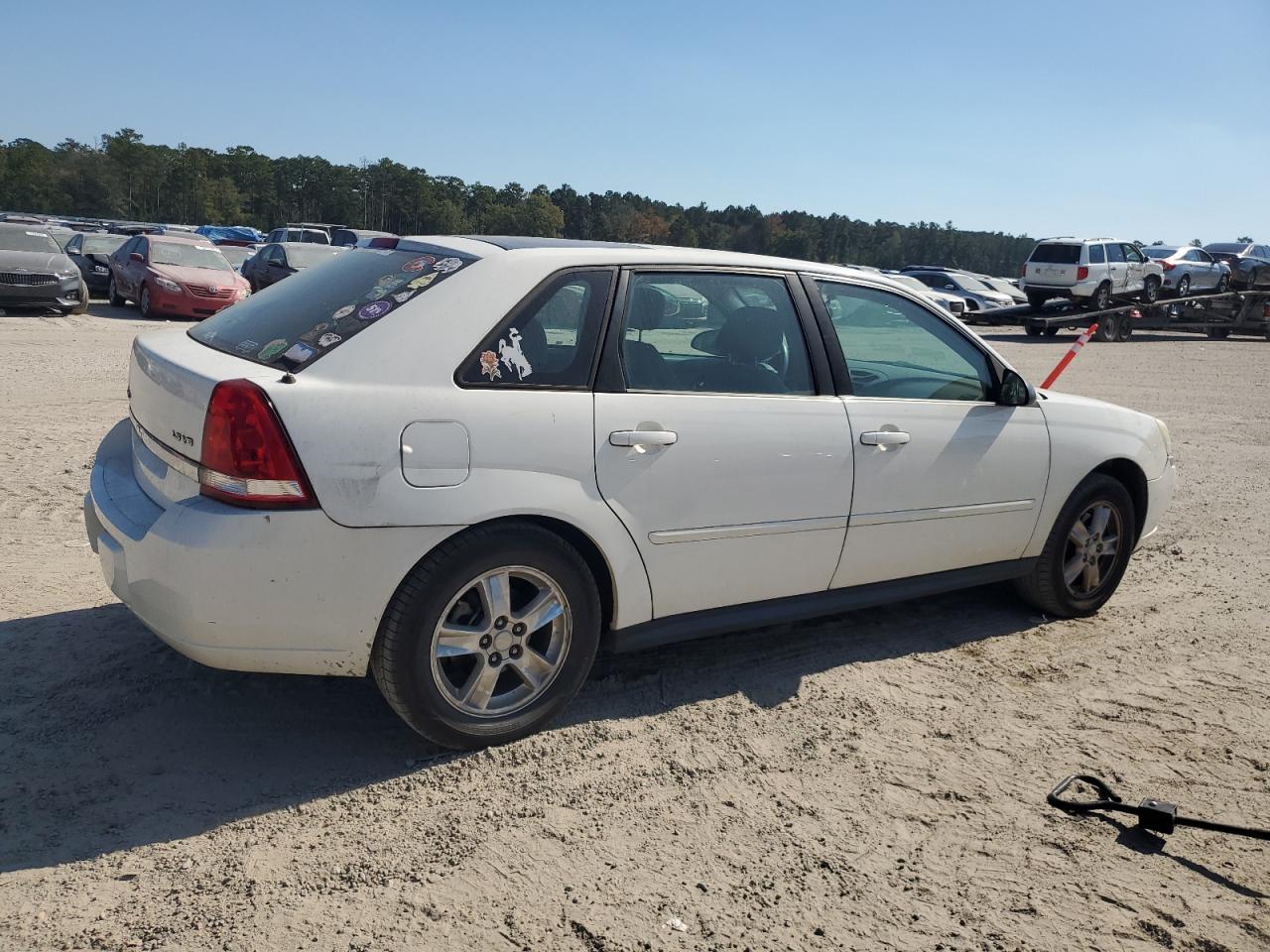 2004 Chevrolet Malibu - Image 3