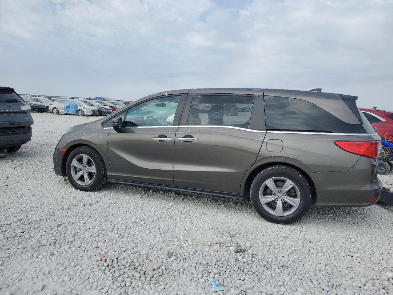 2020 Honda Odyssey - Image 2