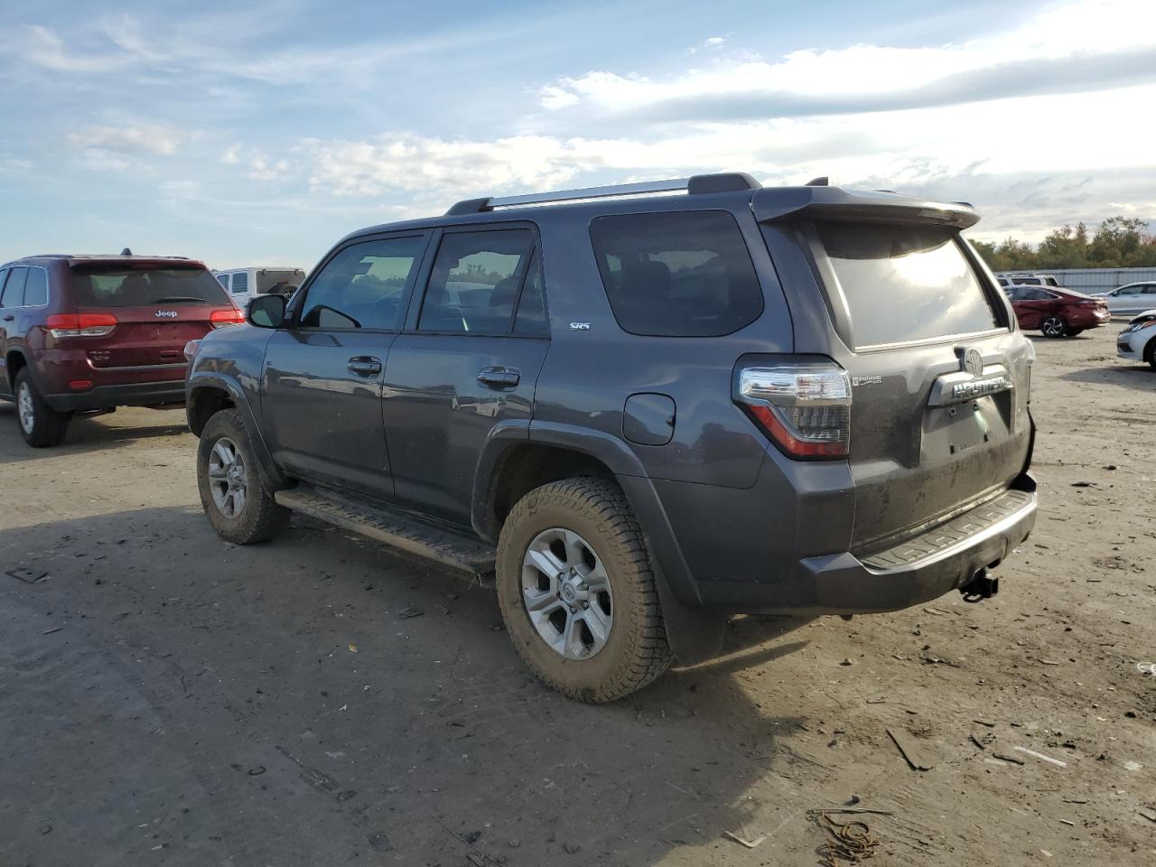 2021 Toyota 4Runner Sr5/Sr5 Premium VIN: JTEMU5JR5M5909792 Lot: 76174234