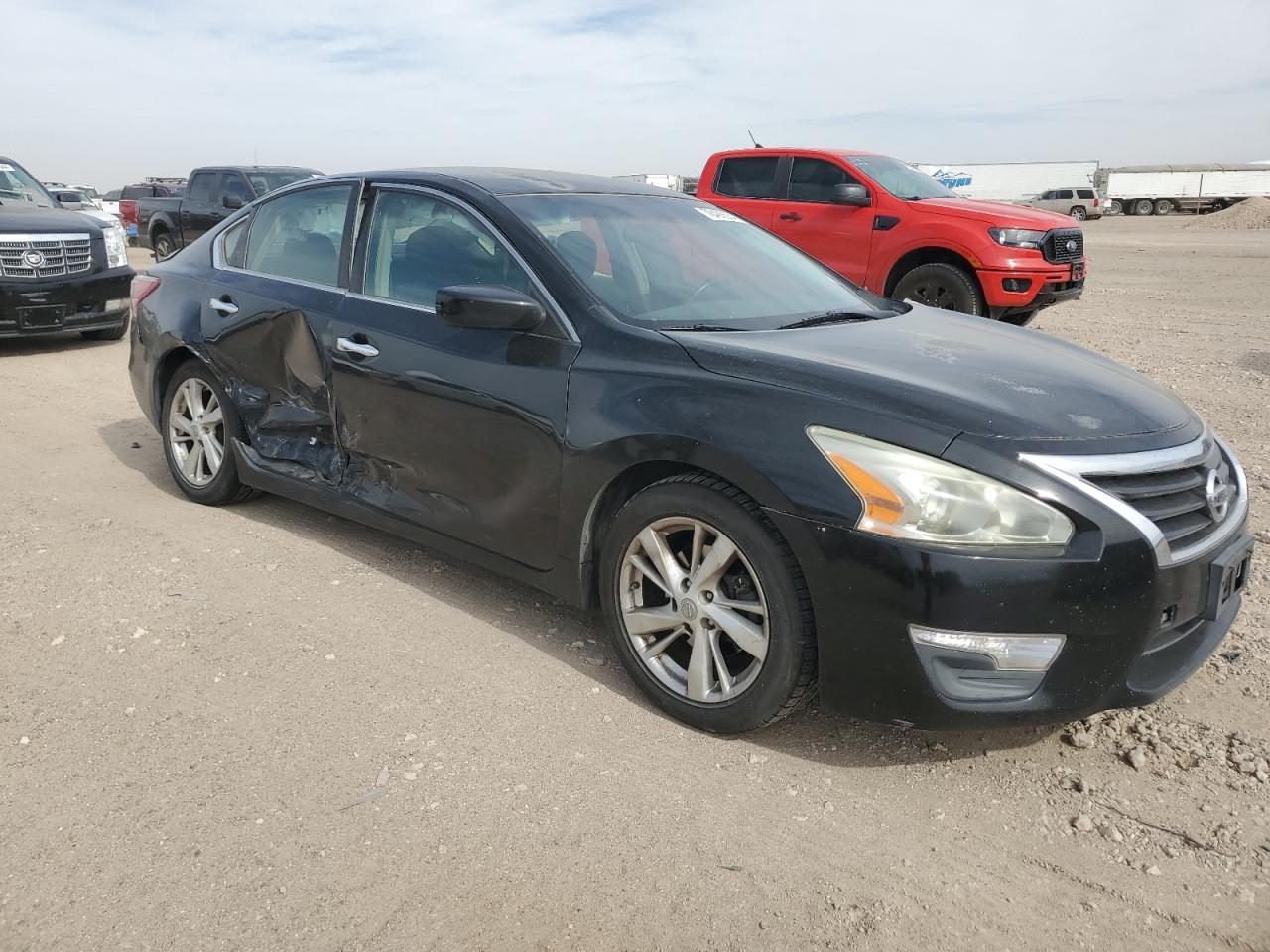 2013 Nissan Altima - Image 4