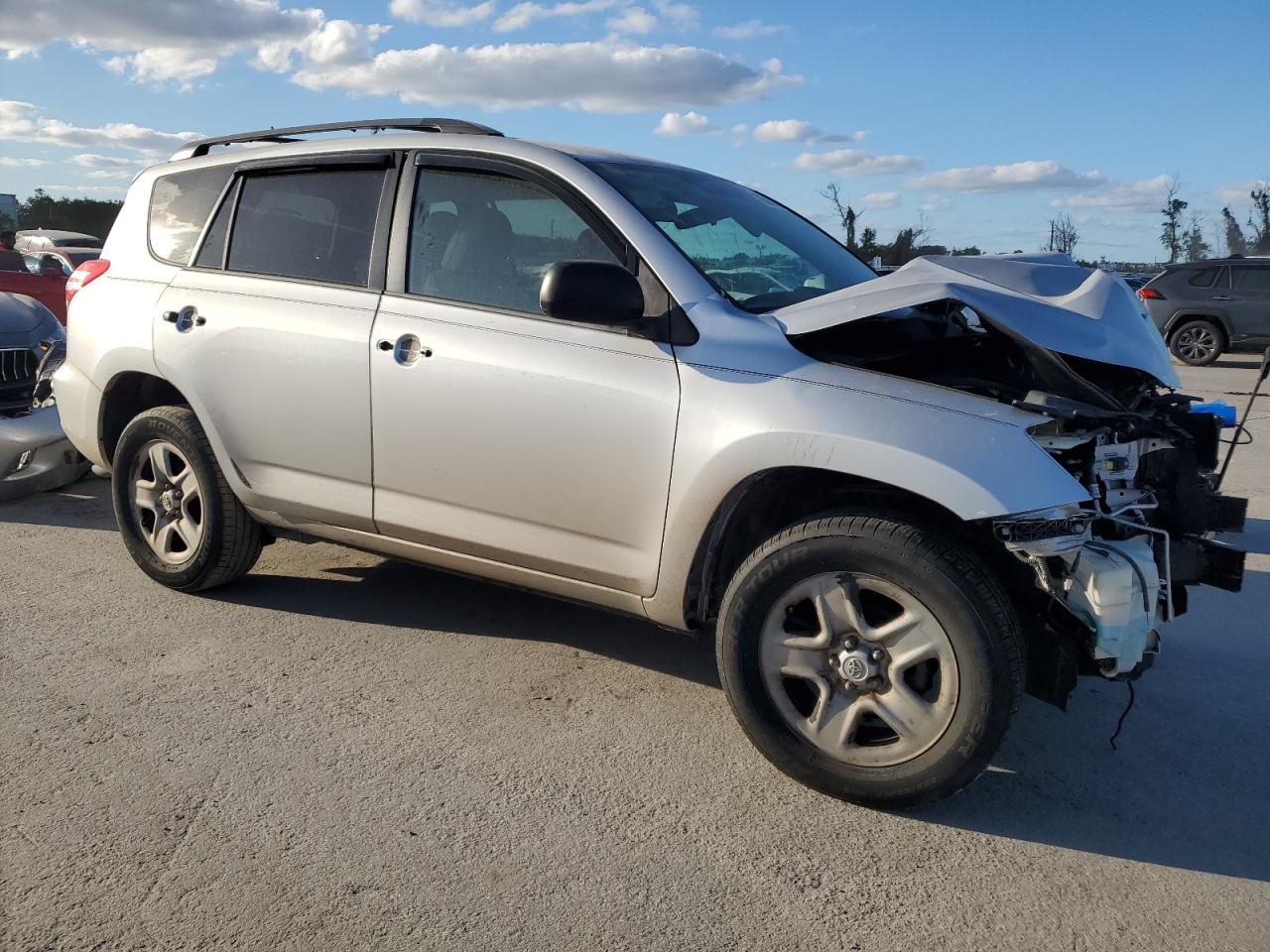 2012 Toyota RAV 4 - Image 4