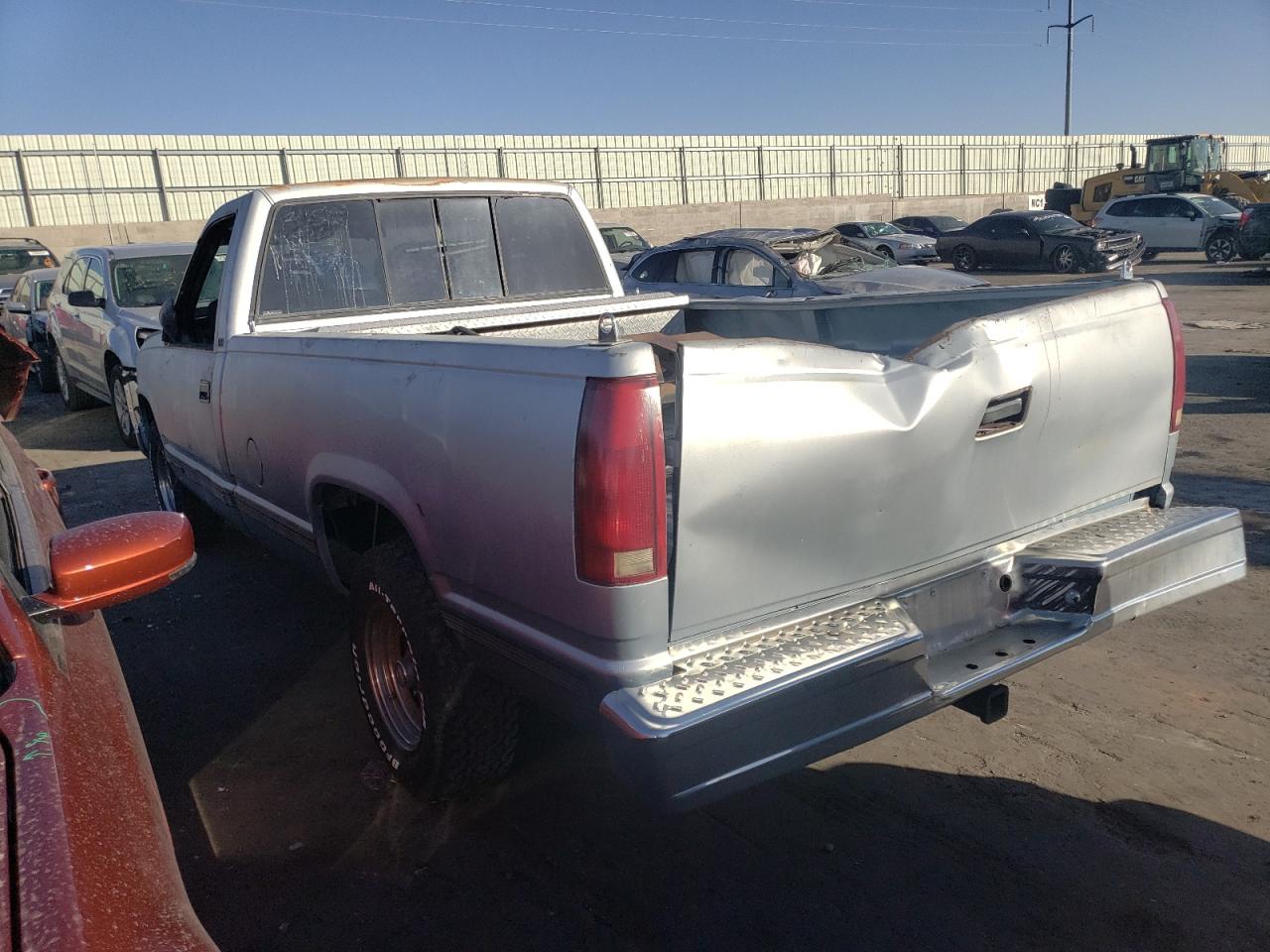 1989 GMC Sierra - Image 2