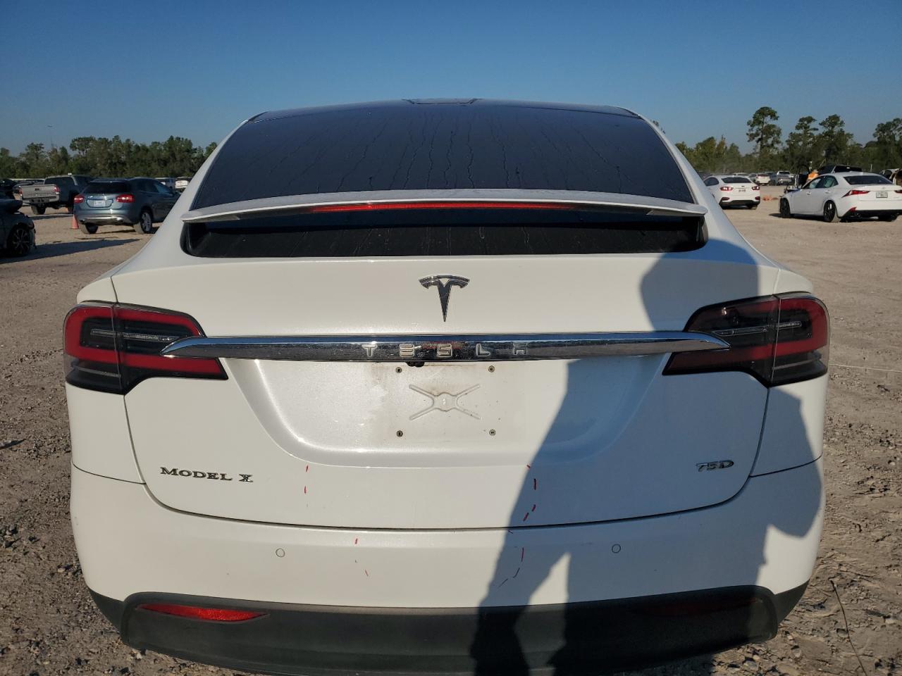 2016 Tesla Model X VIN: 5YJXCAE2XGF011363 Lot: 72732154