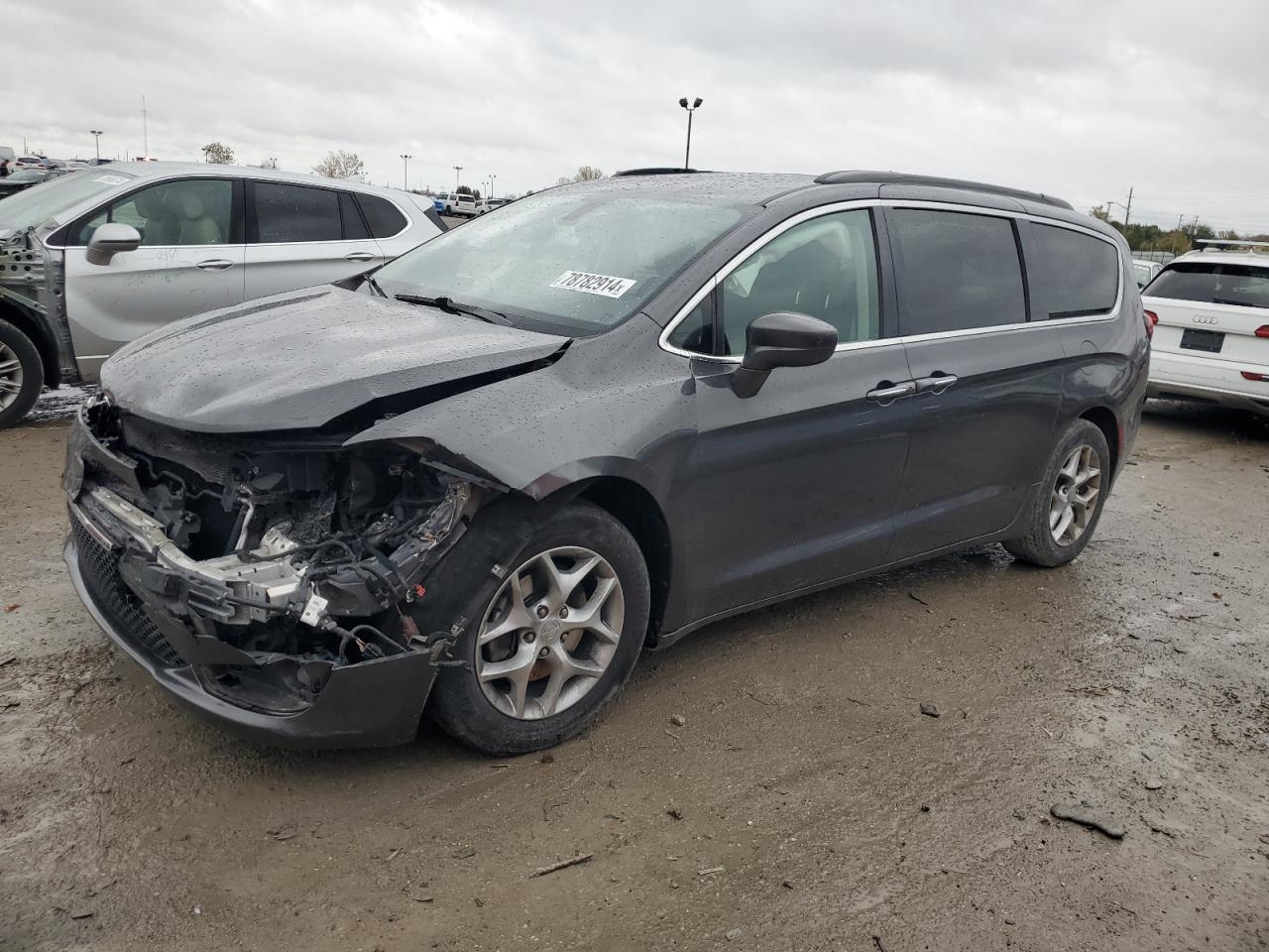 2019 Chrysler Pacifica - Image 1