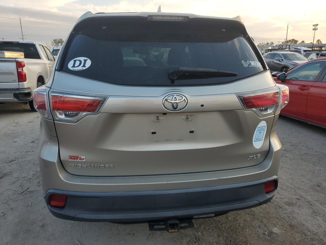 2015 Toyota Highlander Xle VIN: 5TDKKRFH0FS104773 Lot: 74895144