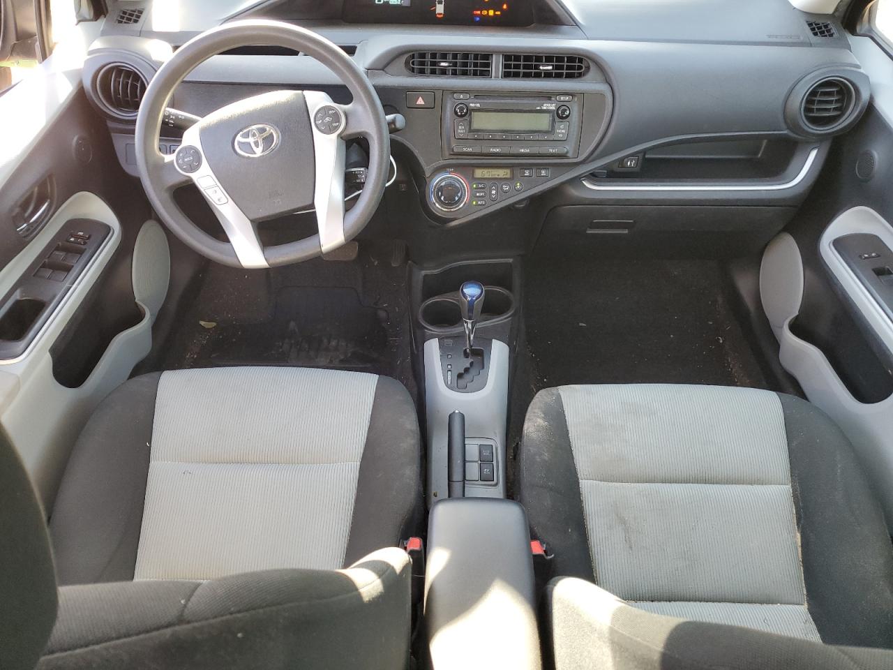 JTDKDTB3XE1081452 2014 Toyota Prius C