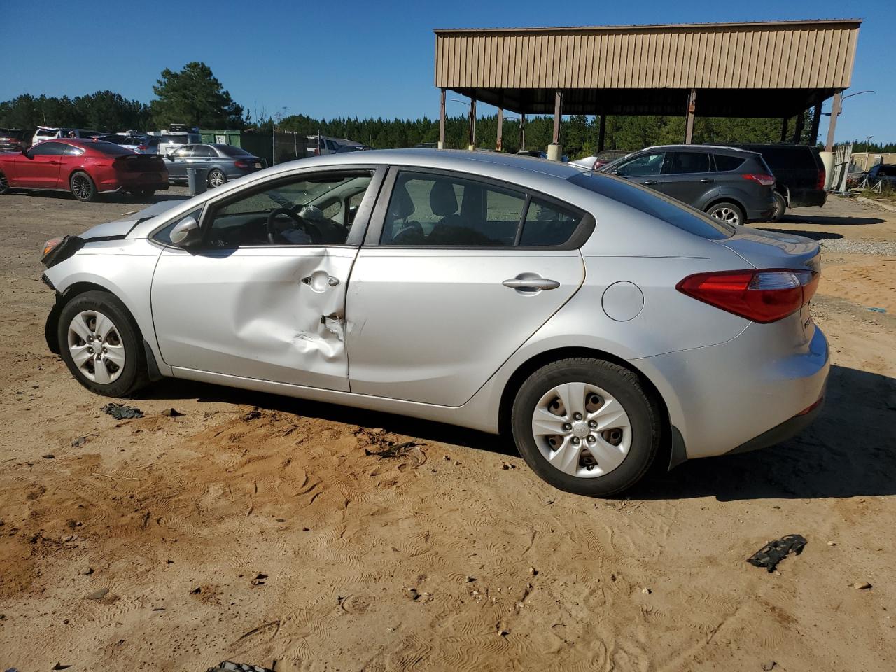 2016 Kia Forte - Image 2