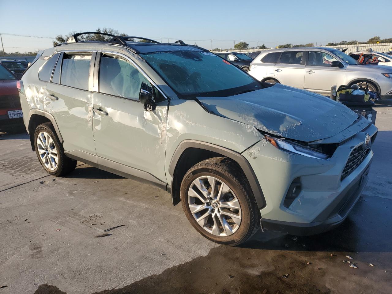 2023 Toyota RAV 4 - Image 4