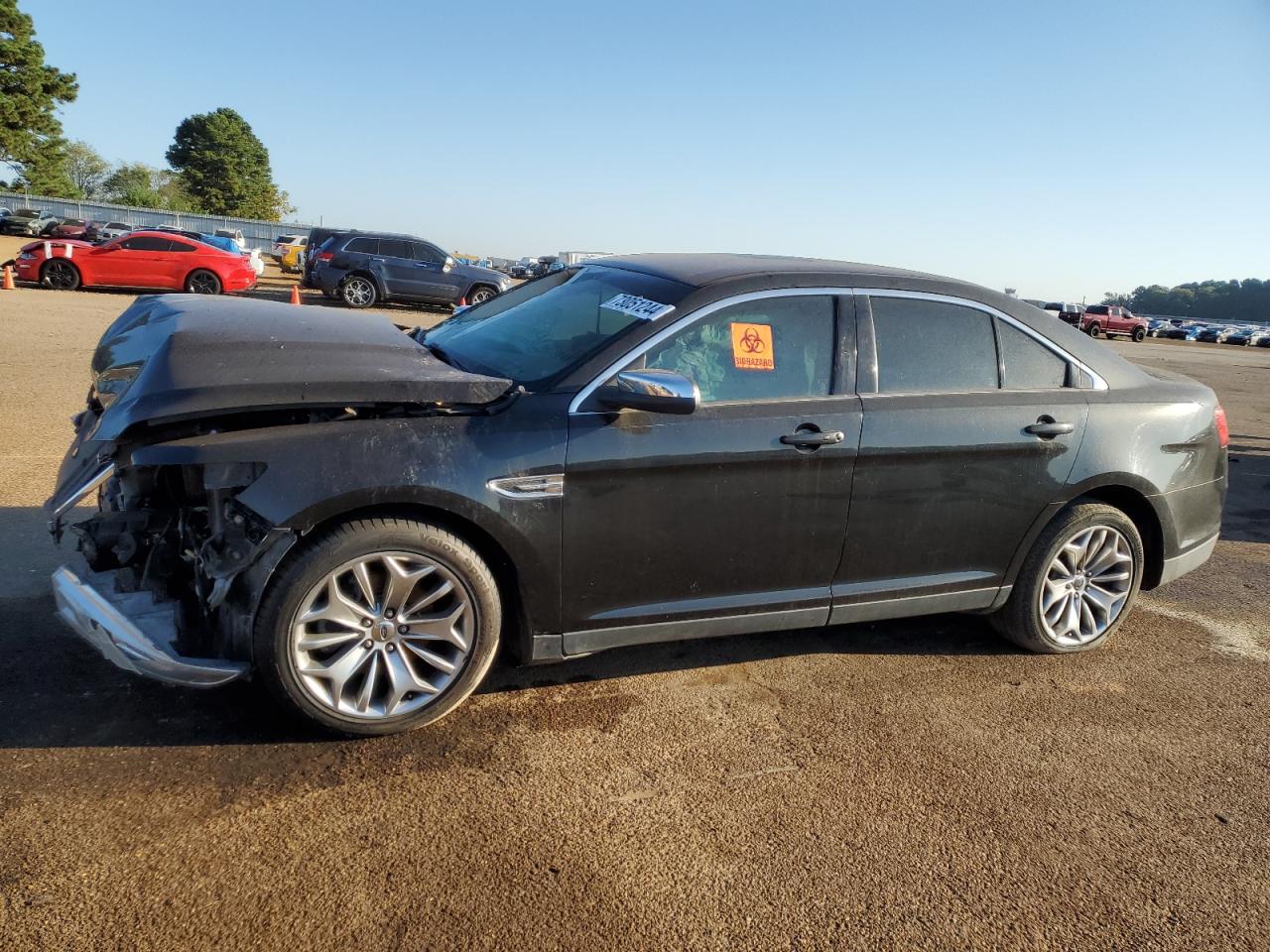 2014 Ford Taurus - Image 1