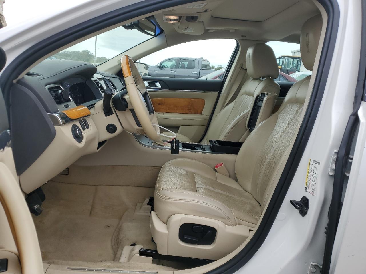 2011 Lincoln Mks VIN: 1LNHL9DR9BG612906 Lot: 76253614