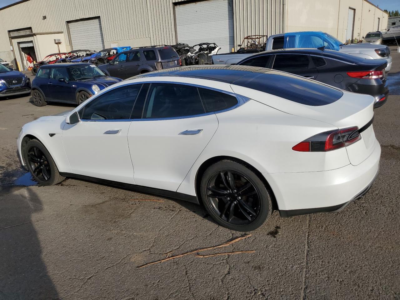 2013 Tesla Model S VIN: 5YJSA1CG3DFP16662 Lot: 76249044