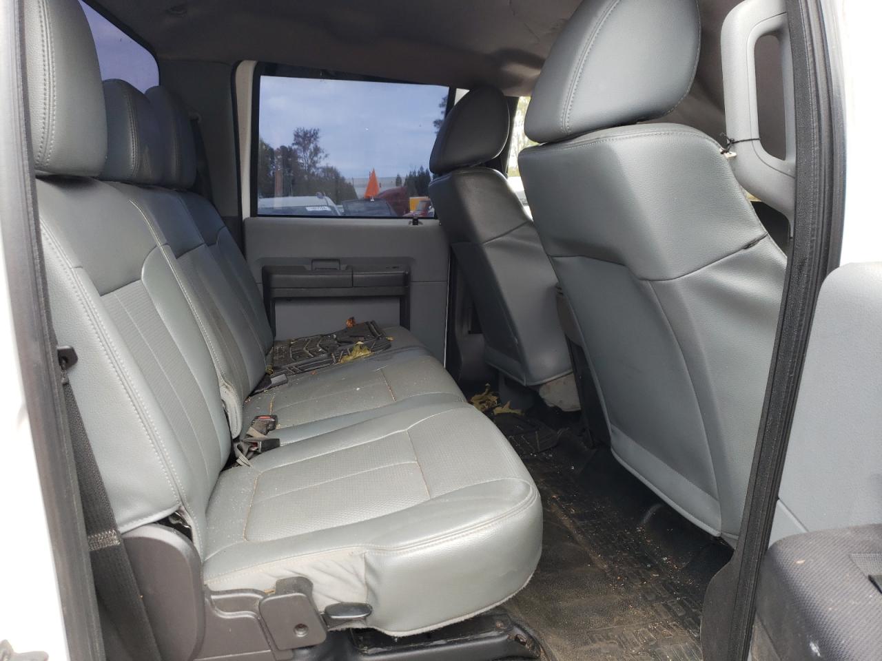 2013 Ford F250 - Image 10
