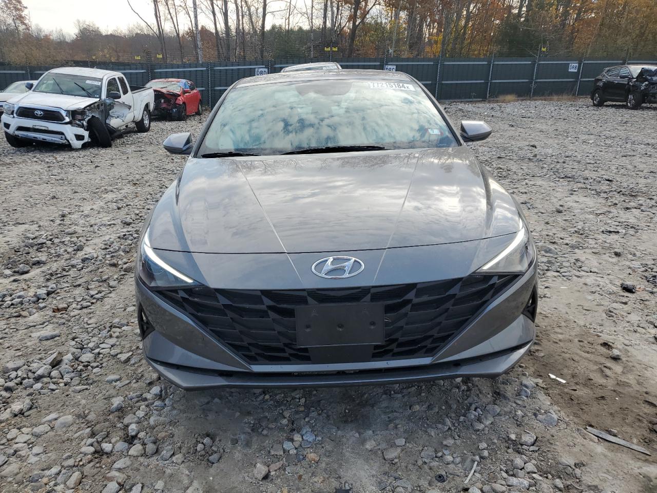 2023 Hyundai Elantra - Image 5