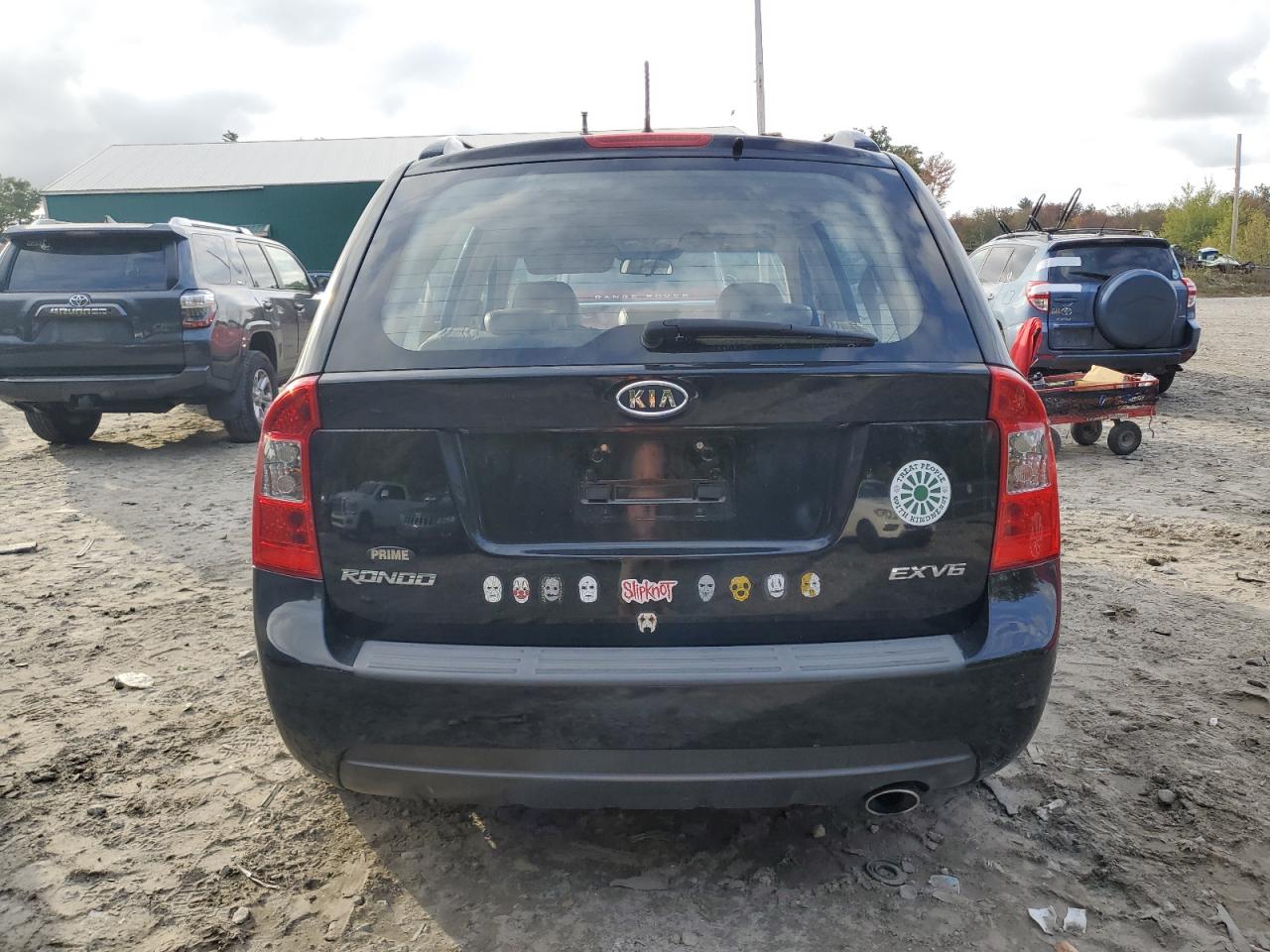 2007 Kia Rondo Lx VIN: KNAFG526977118504 Lot: 74013034