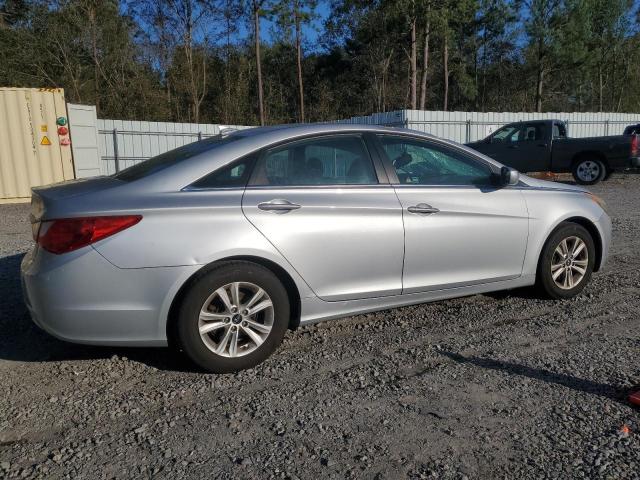  HYUNDAI SONATA 2013 Серебристый