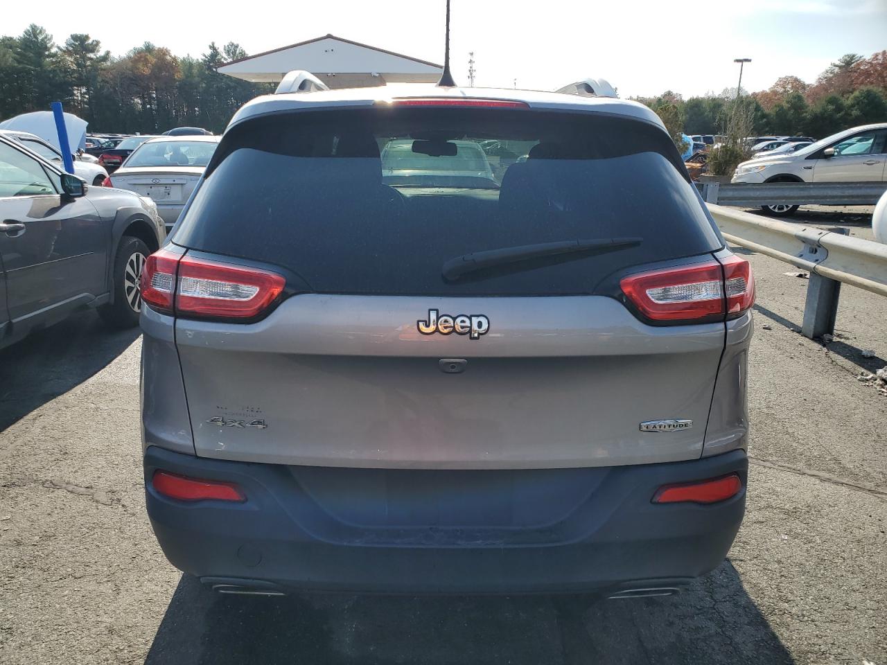 2016 Jeep Grand Cherokee - Image 6