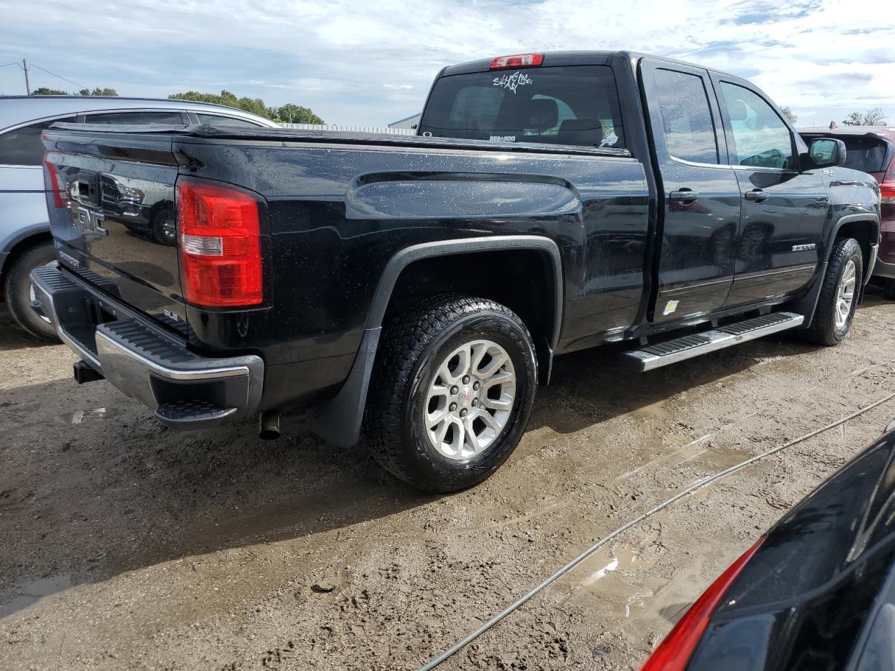 2015 GMC Sierra - Image 3