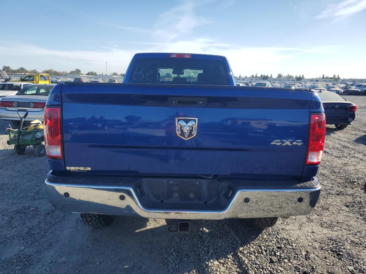 2015 Ram 2500 St VIN: 3C6UR5HL4FG638735 Lot: 76834524