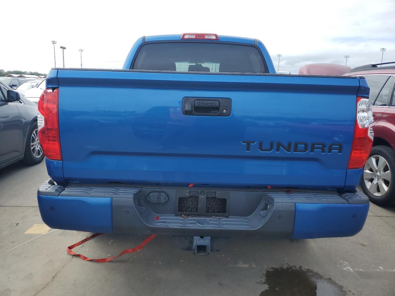 5TFDW5F10HX583069 2017 Toyota Tundra Crewmax Sr5