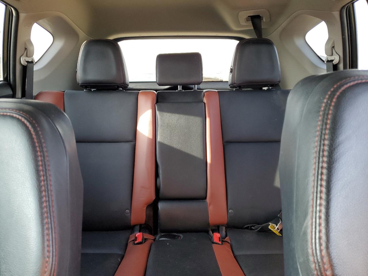 2014 Toyota RAV 4 - Image 10