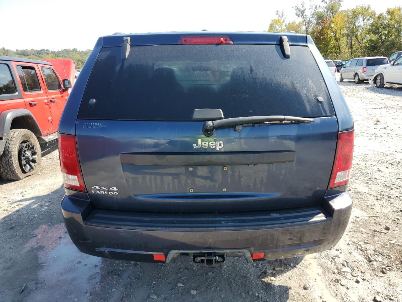 1J8GR48K08C225894 2008 Jeep Grand Cherokee Laredo