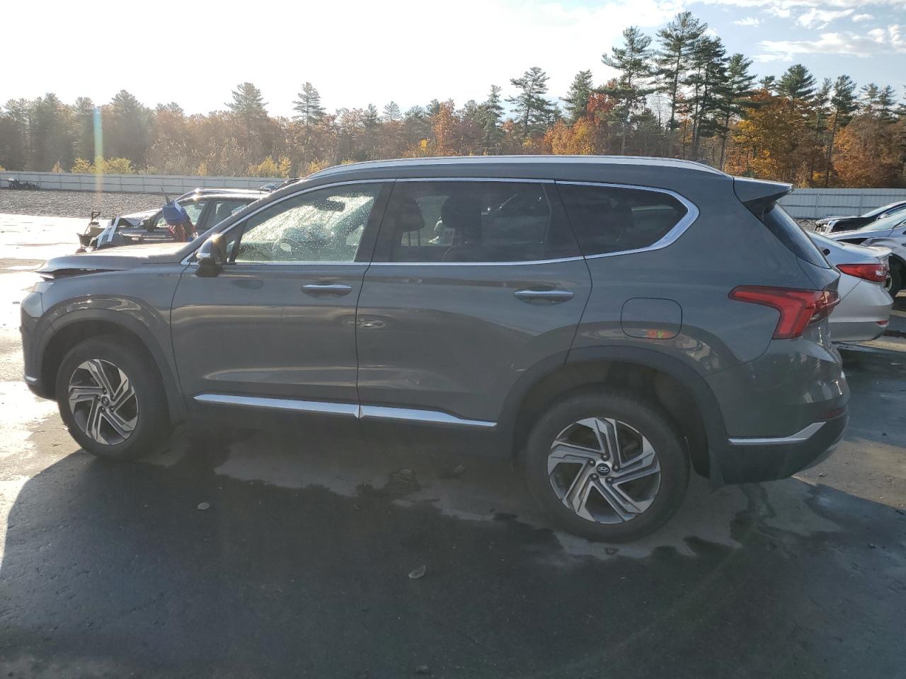 2021 Hyundai Santa Fe - Image 2