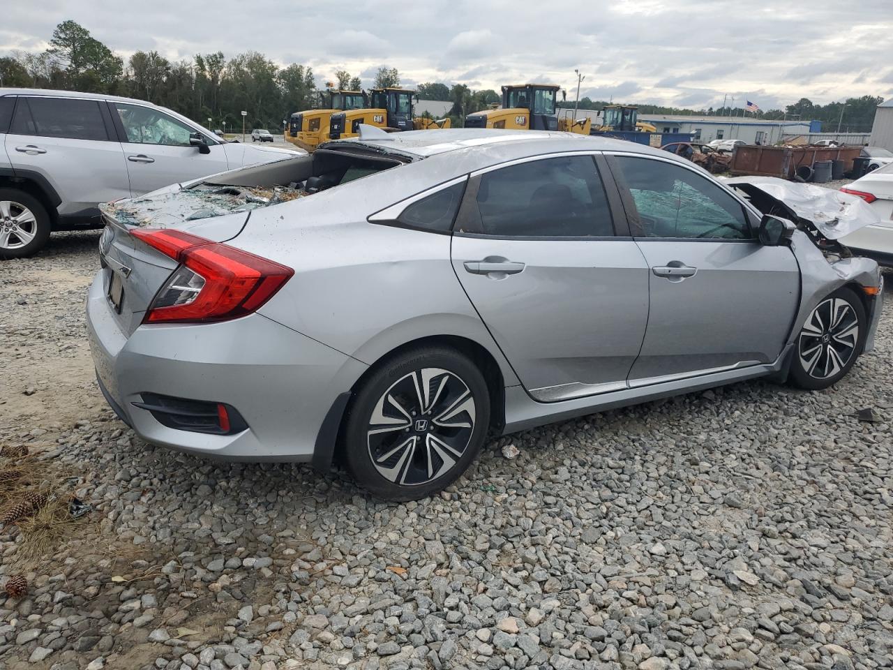 VIN 19XFC1F75GE023805 2016 HONDA CIVIC no.3