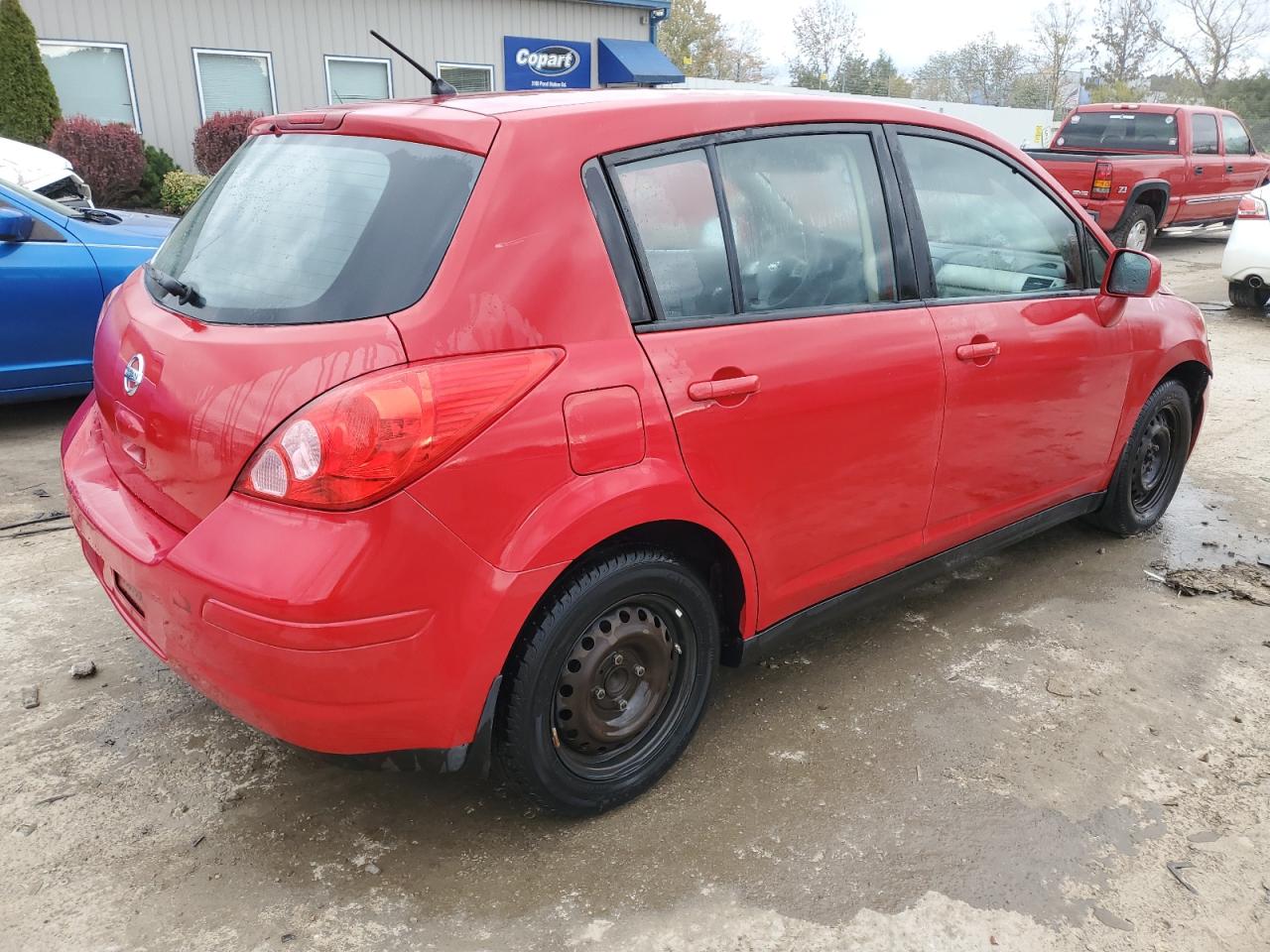 2011 Nissan Versa - Image 3