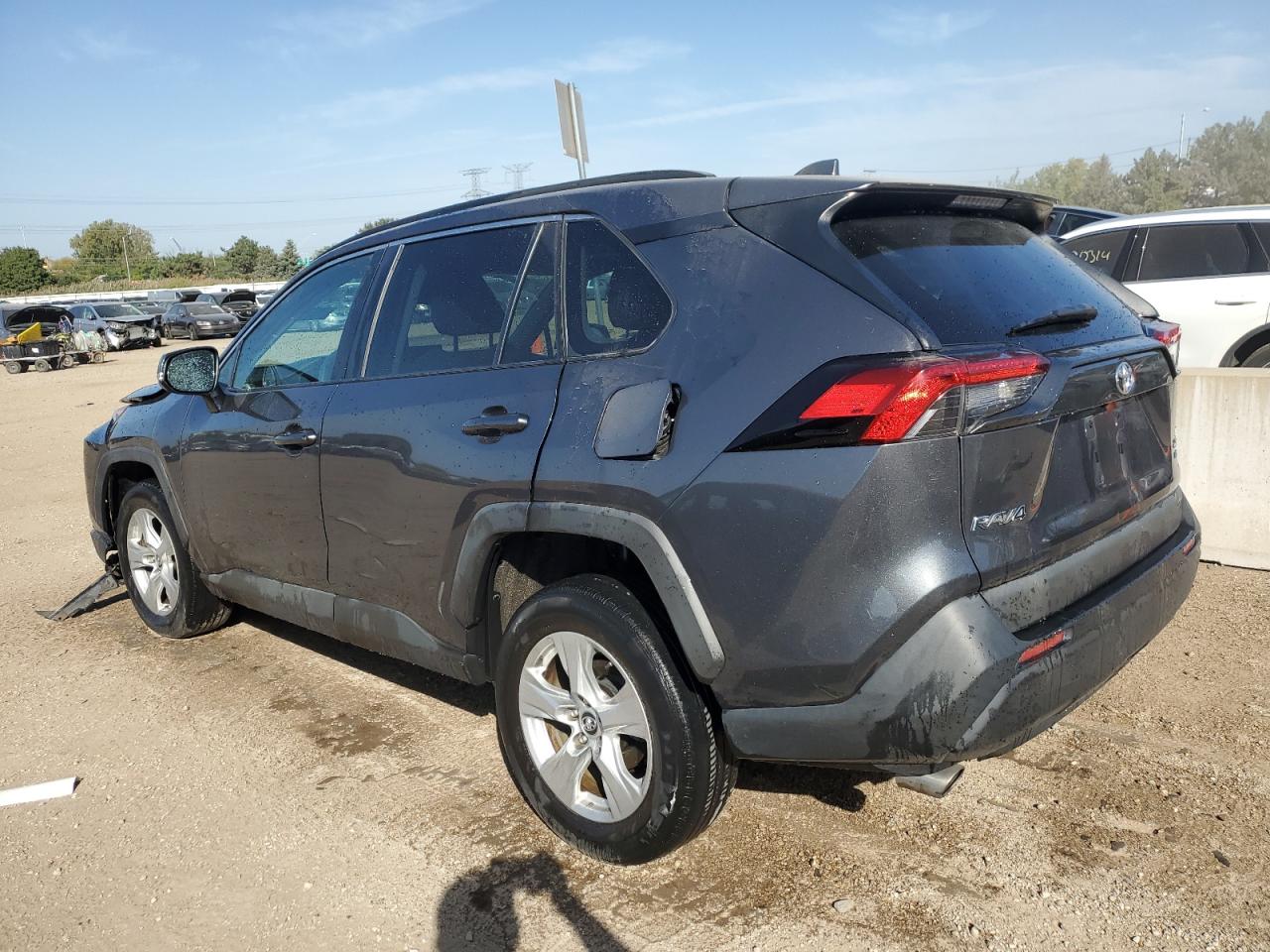 2T3P1RFVXKW069313 2019 TOYOTA RAV 4 - Image 2